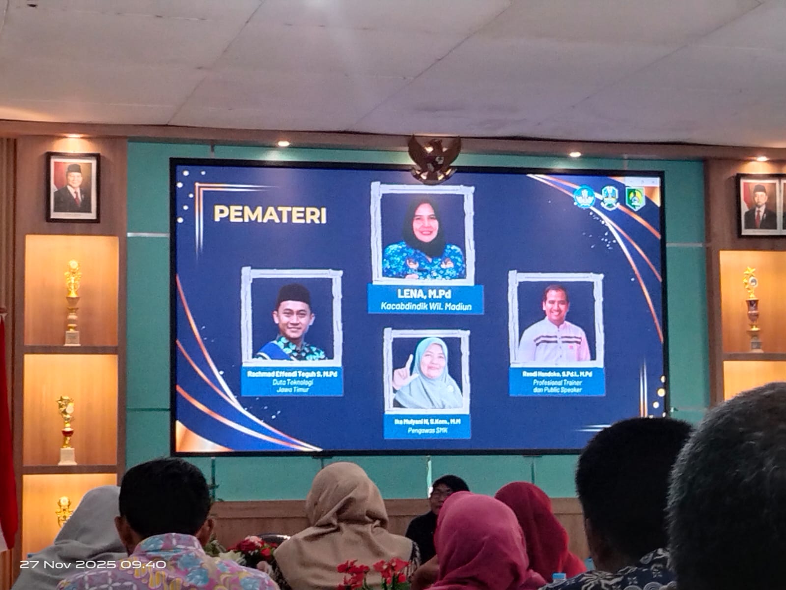 Workshop Tingkatkan Kualitas Pendidikan Era Digital, oleh Pengawas Sekolah Ika Mulyani N, S.Kom